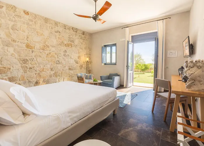 Masseria Della Volpe Hotel 4*